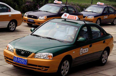 北京交通委出臺政策 4月30日前減收出租車份子錢，助力汽車出租行業紓困