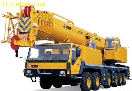 二手吊車與汽車吊租賃 工程設備高效利用的經濟之選